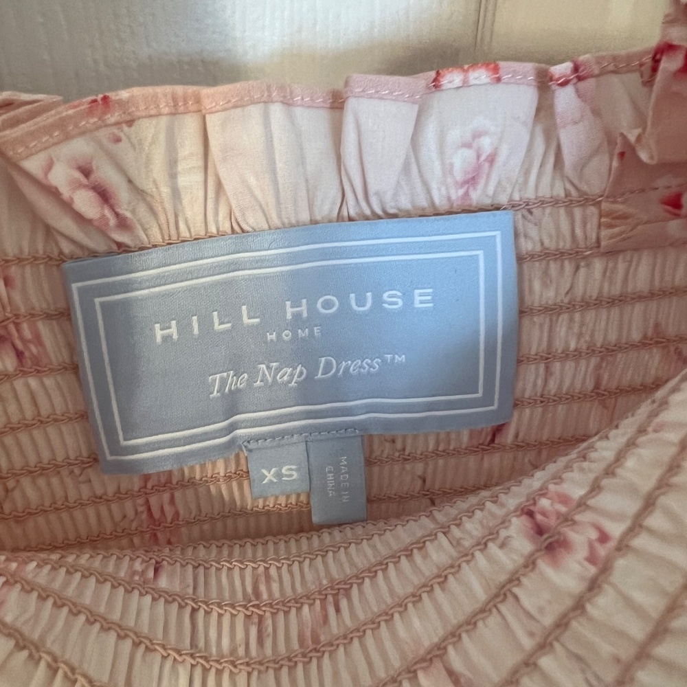 Hill House Ellie Dress in Rare Bridgerton Pink (XS, Like New/Worn Once!) 🩷 - Picture 5 of 6